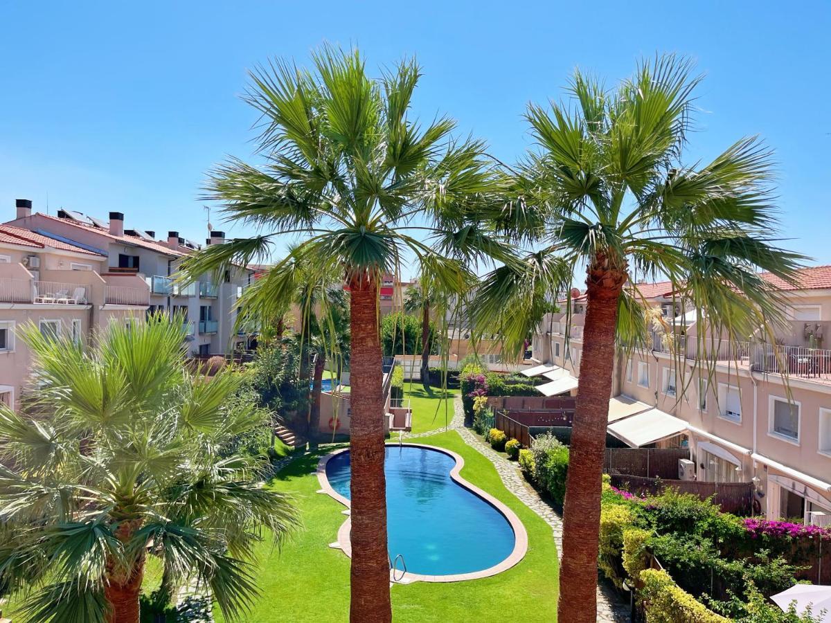 Cheerful Townhouse Center Sitges 5 Bedrooms Pool And Terrace Екстериор снимка
