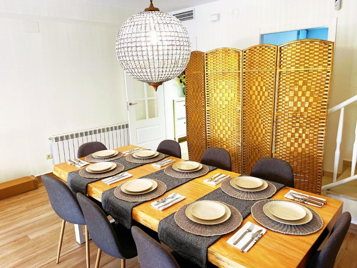 Cheerful Townhouse Center Sitges 5 Bedrooms Pool And Terrace Екстериор снимка