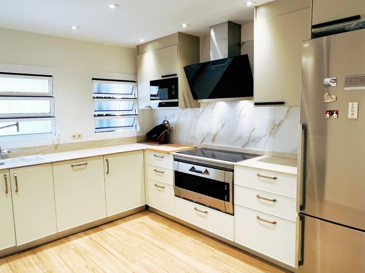 Cheerful Townhouse Center Sitges 5 Bedrooms Pool And Terrace Екстериор снимка
