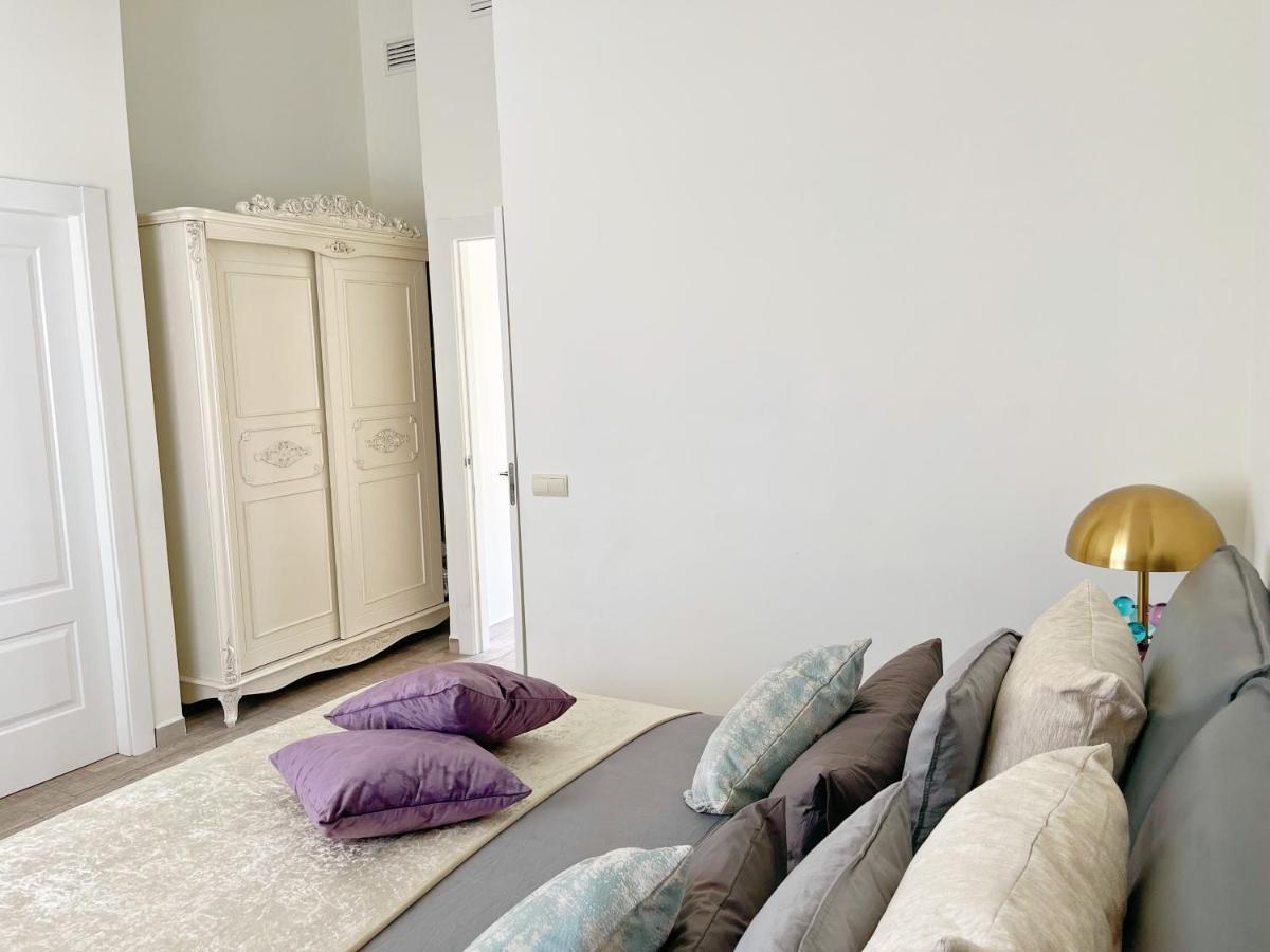 Cheerful Townhouse Center Sitges 5 Bedrooms Pool And Terrace Екстериор снимка