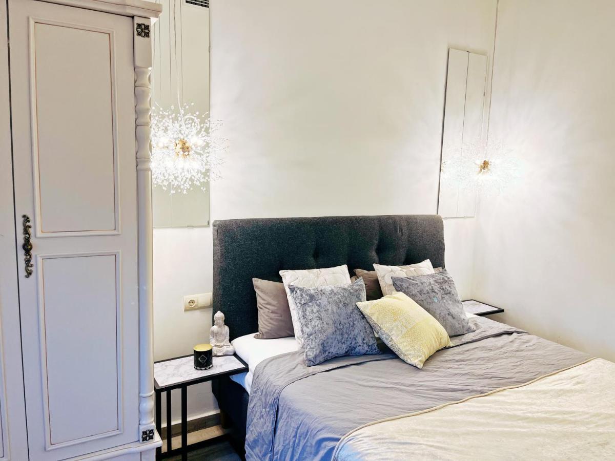 Cheerful Townhouse Center Sitges 5 Bedrooms Pool And Terrace Екстериор снимка
